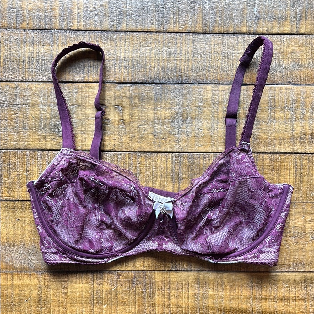 Victoria's Secret Purple Velvet Bra with Underwire